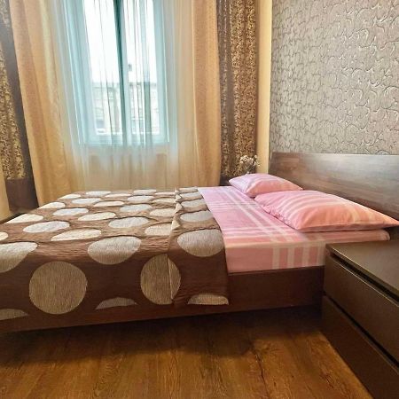 Крехівська 5,Апартаменти В Центрі, Дві Спальні Lviv Eksteriør billede