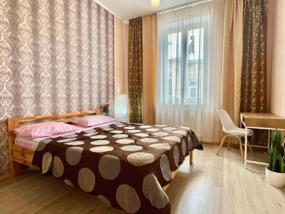 Крехівська 5,Апартаменти В Центрі, Дві Спальні Lviv Eksteriør billede