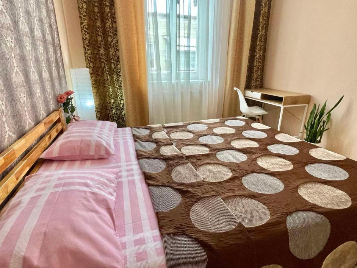 Крехівська 5,Апартаменти В Центрі, Дві Спальні Lviv Eksteriør billede