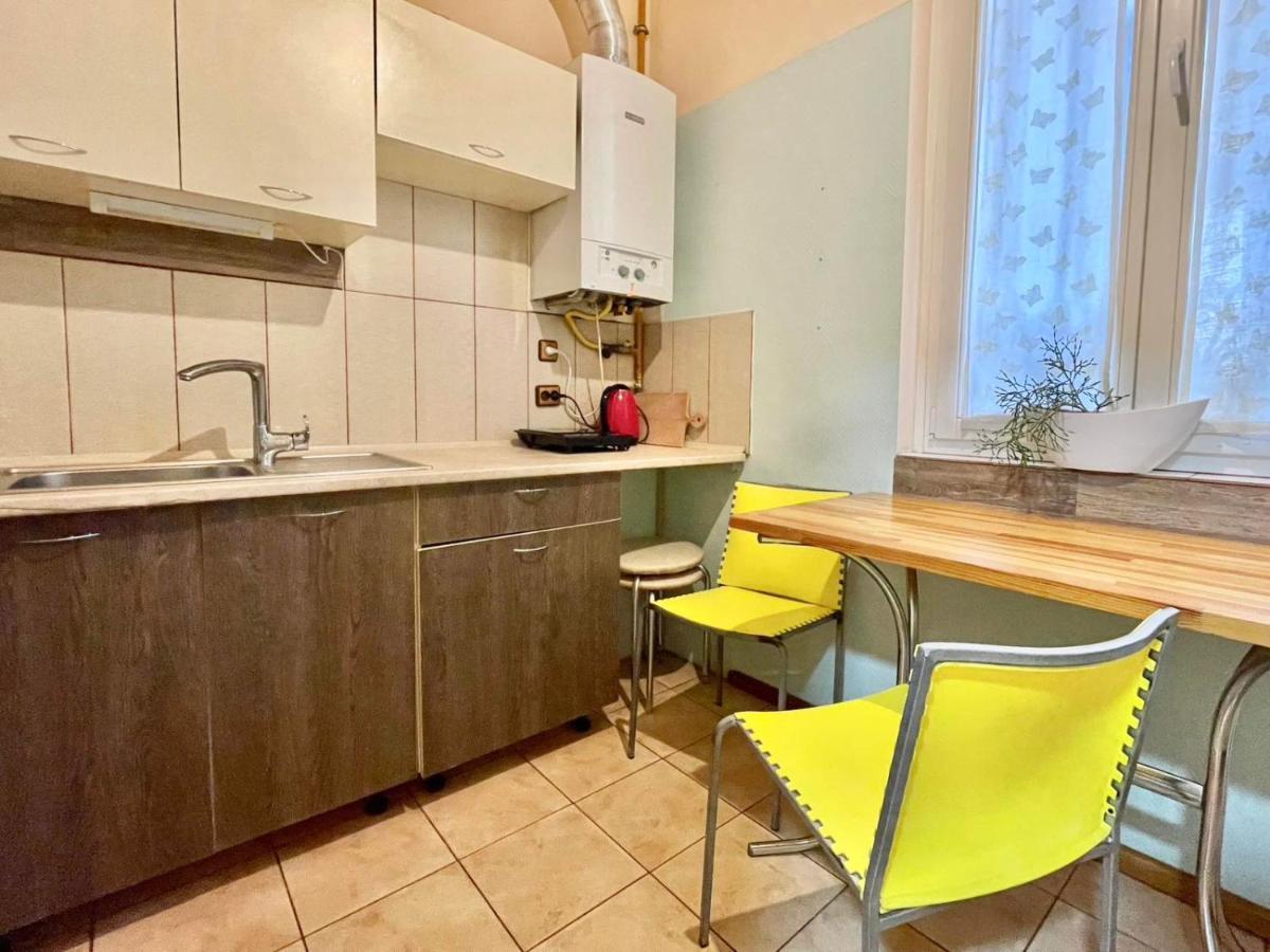 Крехівська 5,Апартаменти В Центрі, Дві Спальні Lviv Eksteriør billede