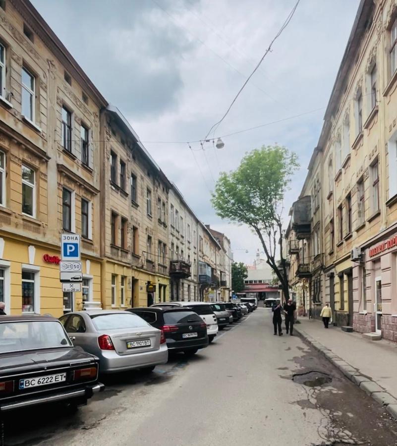Крехівська 5,Апартаменти В Центрі, Дві Спальні Lviv Eksteriør billede